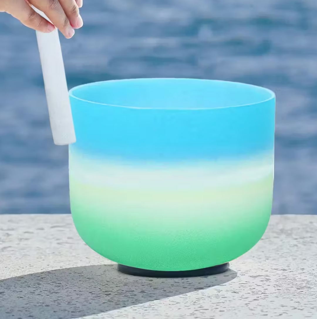 Kristall-Klangschale aus Quartz "Blue Serenity"