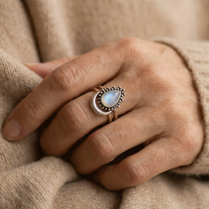 Anello in ametista naturale