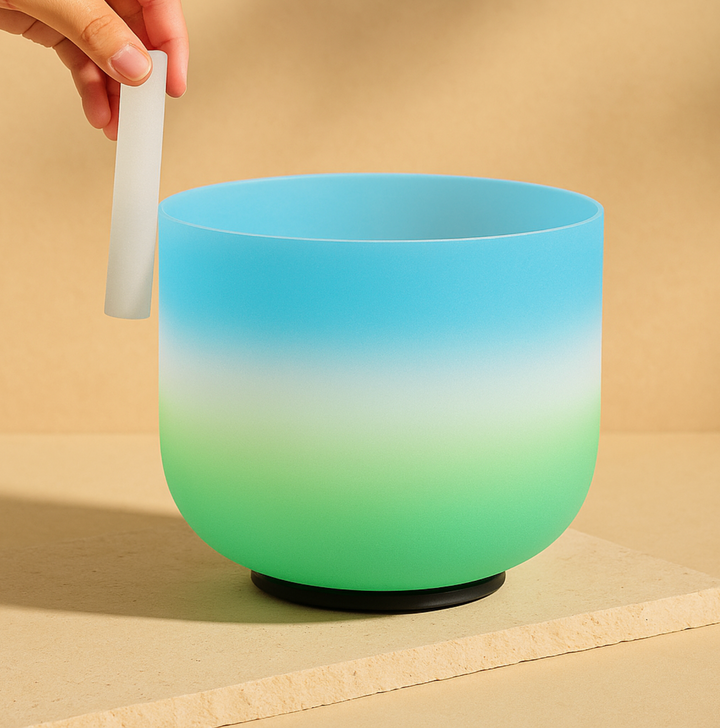 Kristall-Klangschale aus Quartz "Blue Serenity"