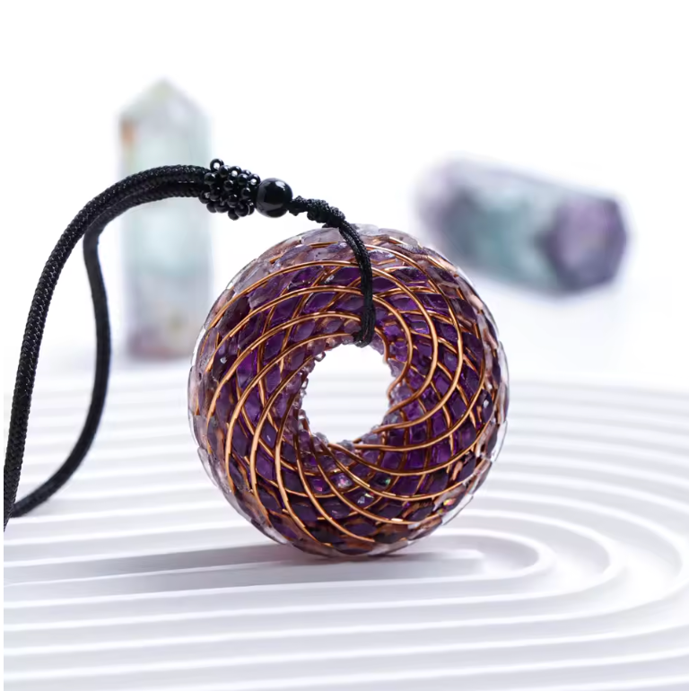 Collana con occhio di lapislazzuli e orgonite