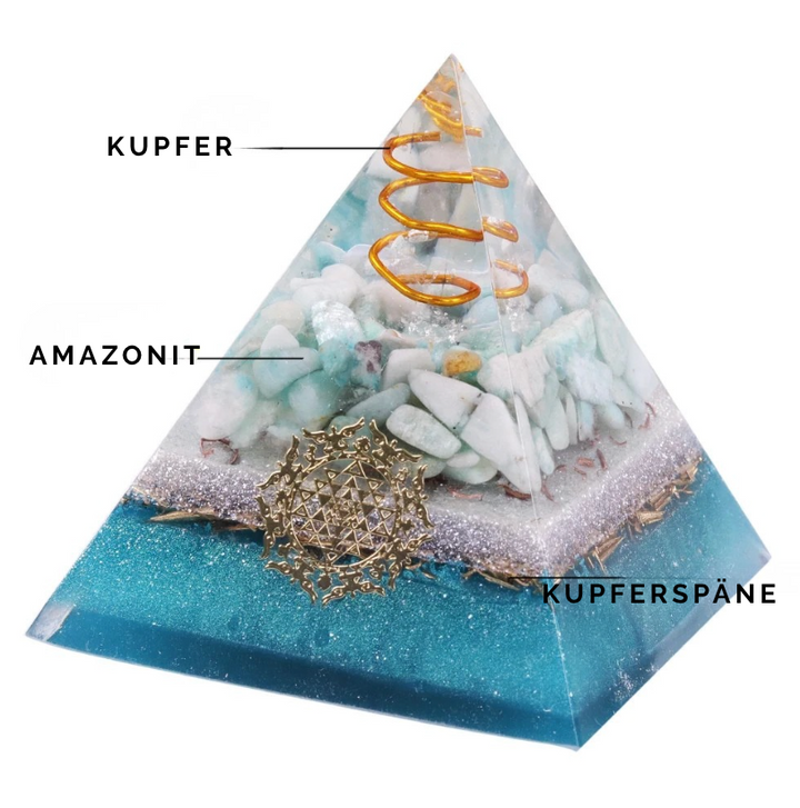 Piramide di orgonite con lapislazzuli e loto