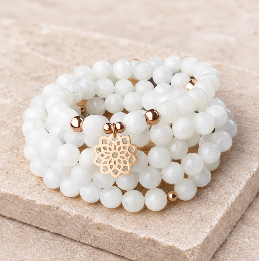 Collana Mala con fiore di pietra di luna
