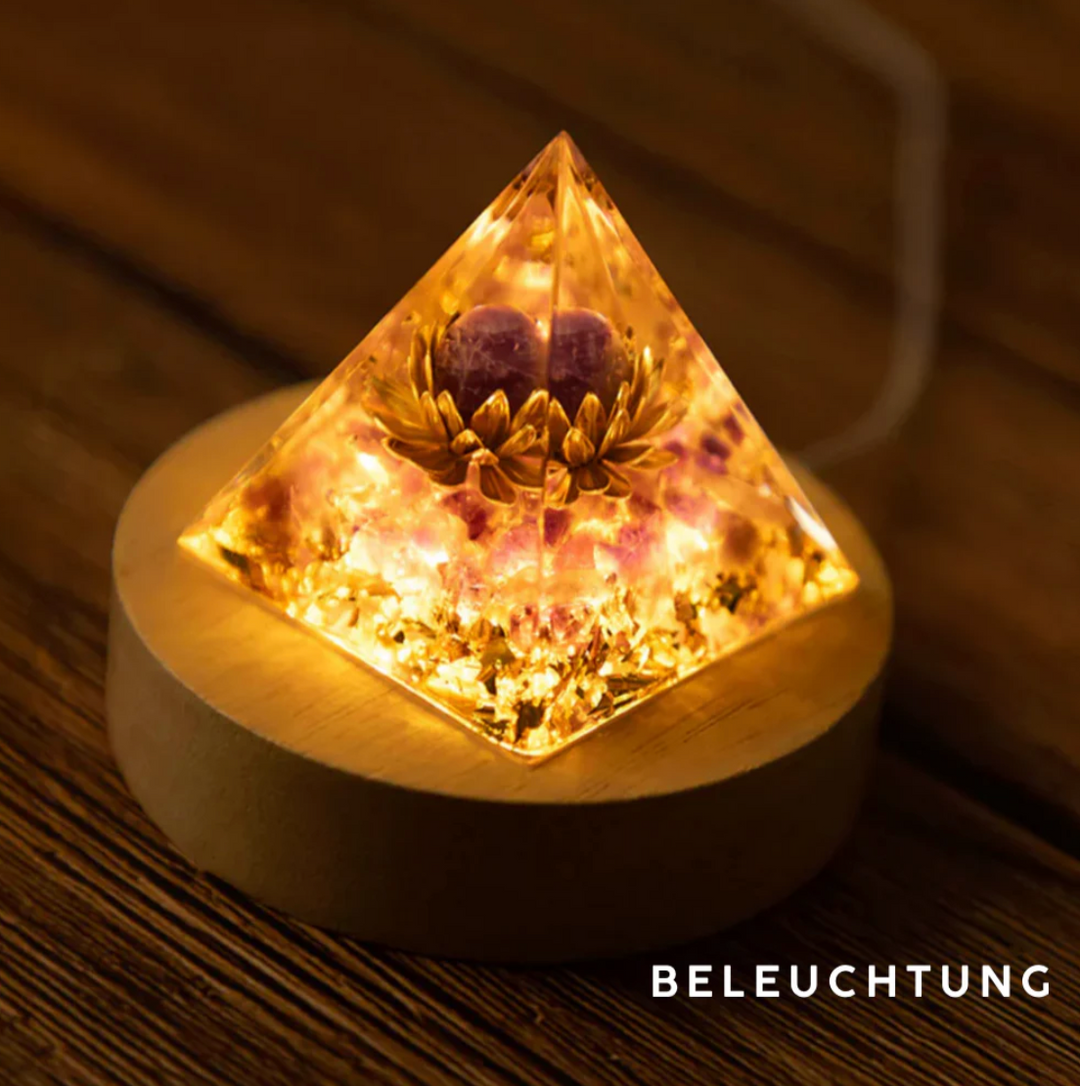 Piramide di Orgonite con Turchese e Occhio di Tigre