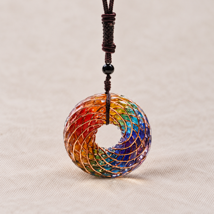 Collana con occhio di lapislazzuli e orgonite