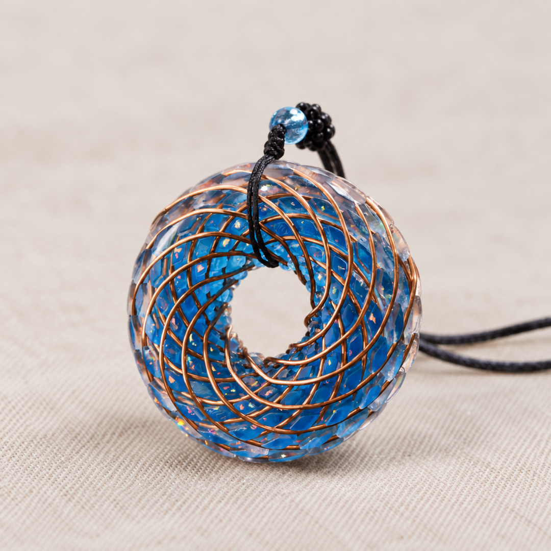 Collana con occhio di lapislazzuli e orgonite