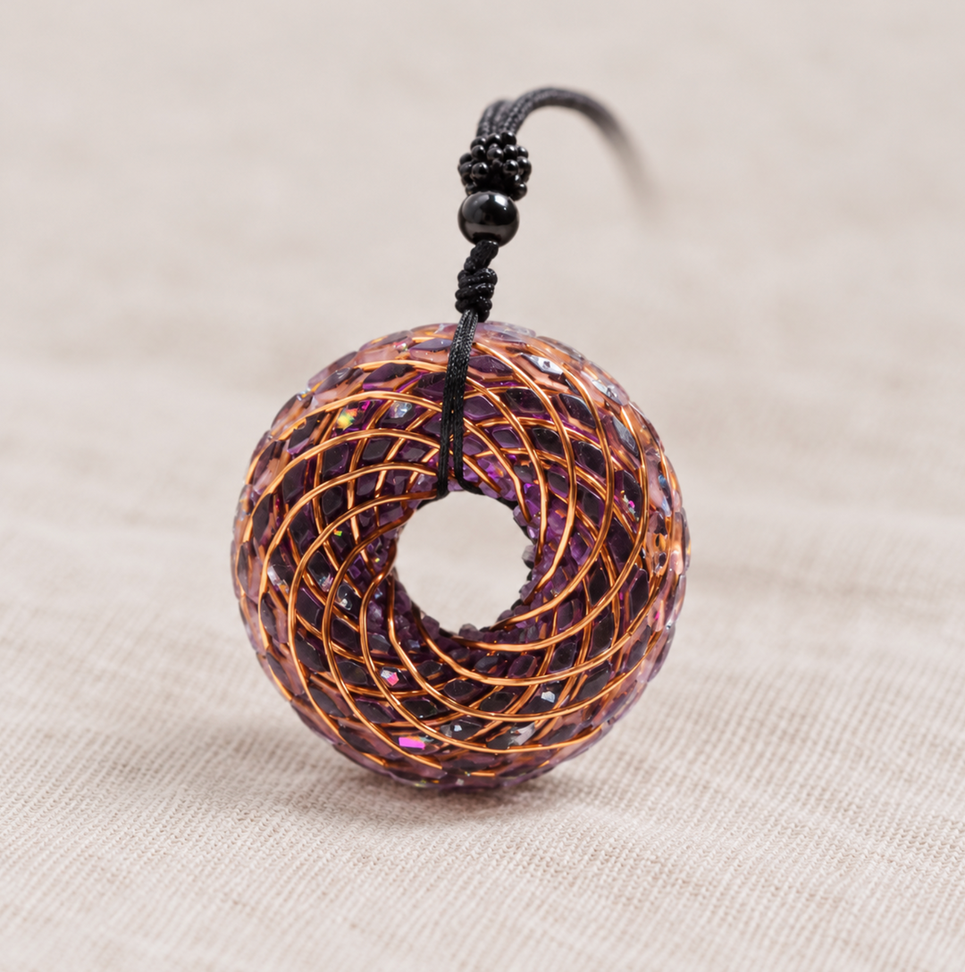Collana con occhio di lapislazzuli e orgonite